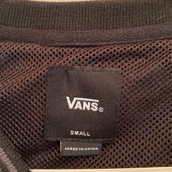 Vans pull-over rain jacket - Picture 2 of 3